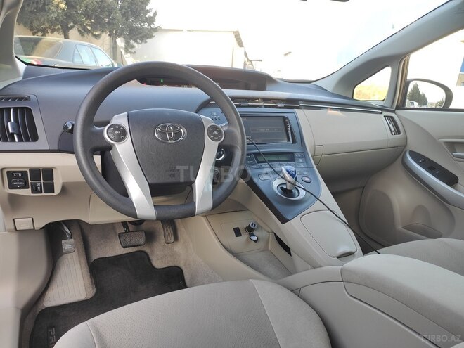 Toyota Prius 2011, 169,800 km - 1.8 l - Bakı