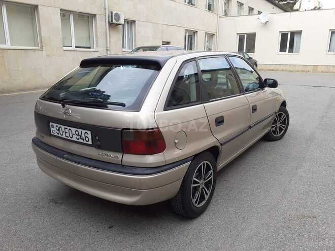 Opel Astra 1997, 270,000 km - 1.6 l - Bakı