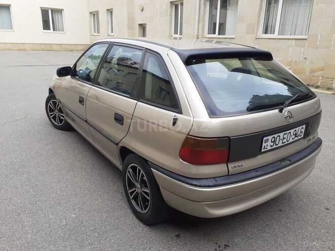 Opel Astra 1997, 270,000 km - 1.6 l - Bakı