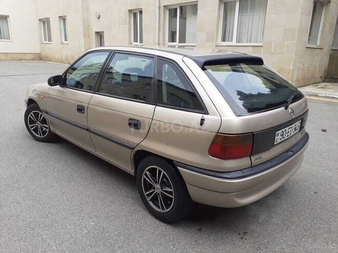 Opel Astra 1997, 270,000 km - 1.6 l - Bakı