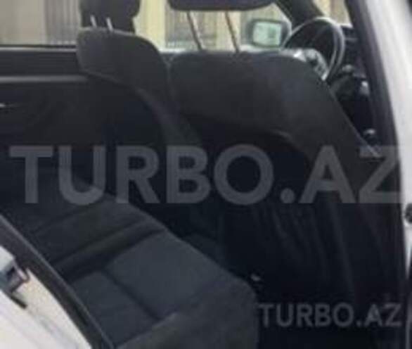 BMW 325 2001, 174,000 km - 2.5 л - Bakı