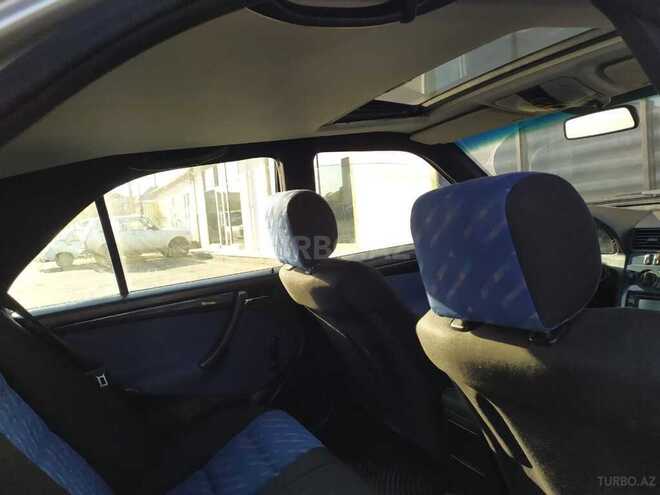 Mercedes C 200 1998, 467,600 km - 2.0 l - Qusar