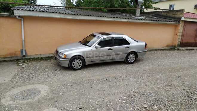 Mercedes C 200 1998, 467,600 km - 2.0 l - Qusar