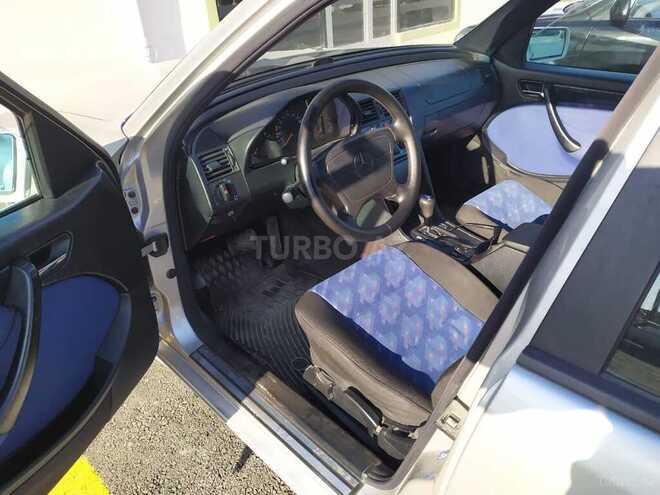 Mercedes C 200 1998, 467,600 km - 2.0 l - Qusar