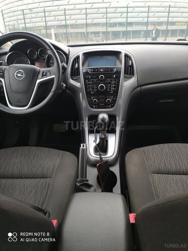 Opel Astra 2012, 149,000 km - 1.4 л - Bakı