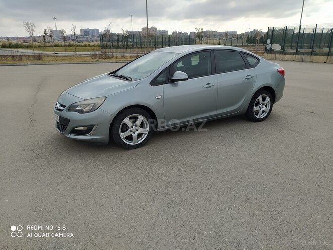 Opel Astra 2012, 149,000 km - 1.4 л - Bakı