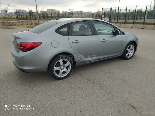 Opel Astra 2012, 149,000 km - 1.4 л - Bakı