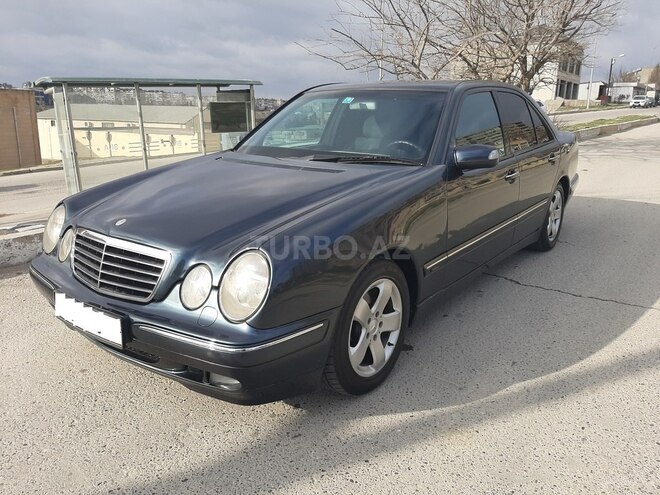 Mercedes E 270 1999, 338,000 km - 2.7 l - Bakı