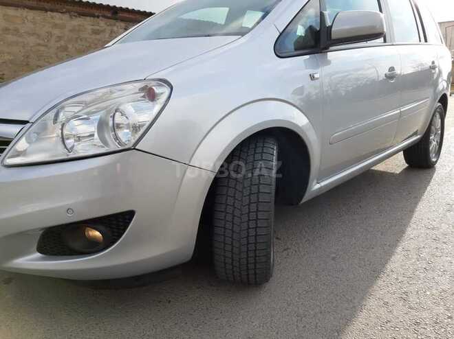 Opel Zafira 2009, 200,000 km - 1.9 l - Sumqayıt