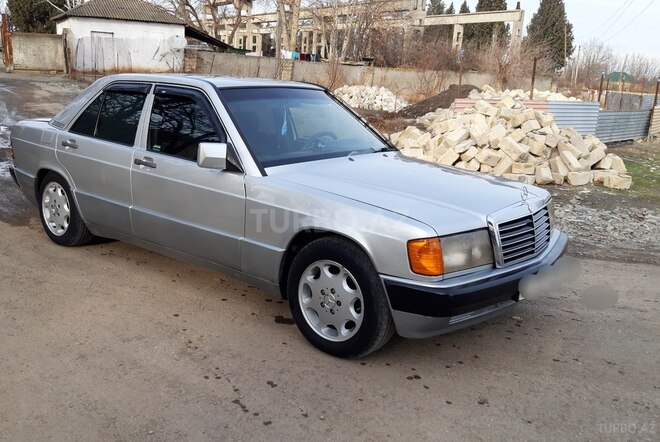 Mercedes 190 1990, 242,245 km - 2.0 л - Bərdə