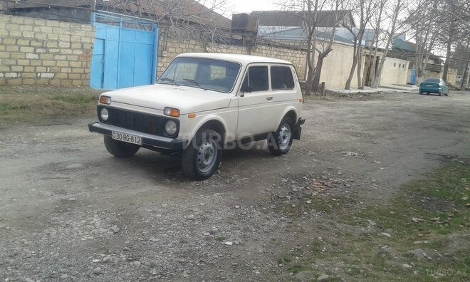 LADA (VAZ) Niva 1993, 668,565 km - 1.6 л - Yevlax