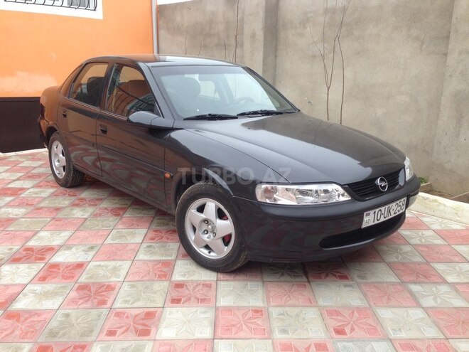 Opel Vectra 1997, 370,000 km - 1.6 л - Bakı