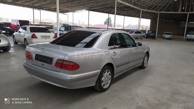 Mercedes E 200 2000, 244,000 km - 2.0 l - Gəncə