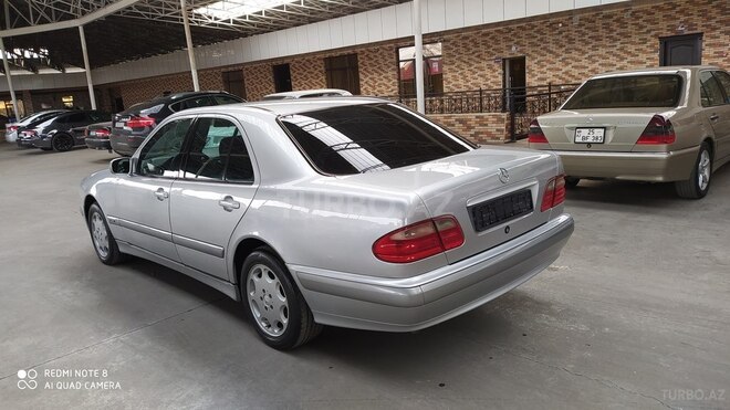 Mercedes E 200 2000, 244,000 km - 2.0 l - Gəncə