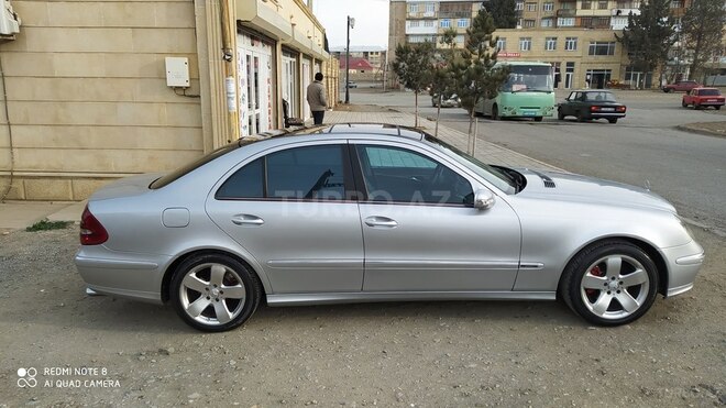 Mercedes E 270 2002, 322,333 km - 2.7 l - Gəncə