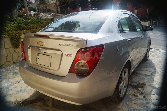 Chevrolet Sonic 2015, 98,000 km - 1.4 l - Bakı