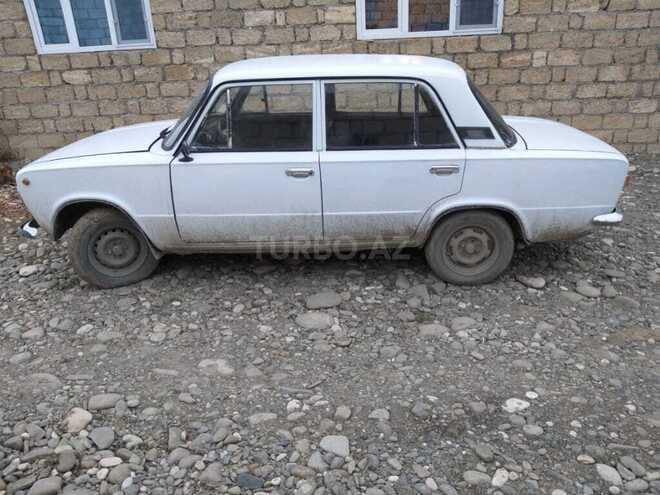 LADA (VAZ) 21011 1975, 245,436 km - 1.6 l - Quba