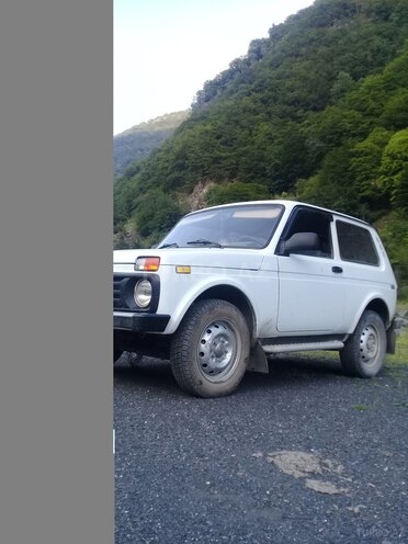 LADA (VAZ) Niva 2000, 235,000 km - 1.7 l - Qax