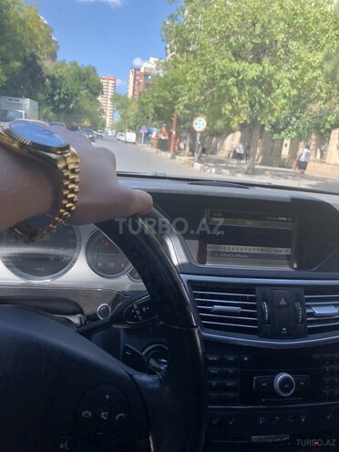 Mercedes E 500 2010, 167,000 km - 5.5 l - Bakı