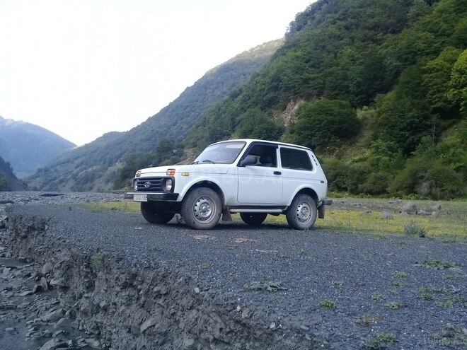 LADA (VAZ) Niva 2000, 23,500 km - 1.7 l - Qax