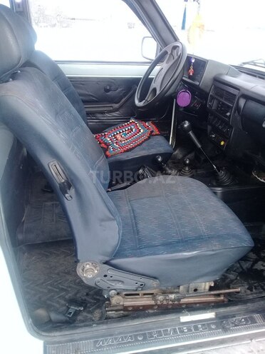 LADA (VAZ) Niva 2000, 23,500 km - 1.7 l - Qax