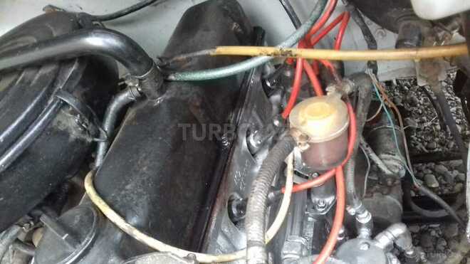 GAZ  1998, 144,000 km - 2.4 l - Qax
