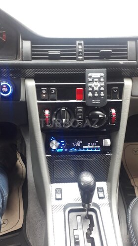 Mercedes E 220 1995, 295,000 km - 2.2 л - Bakı