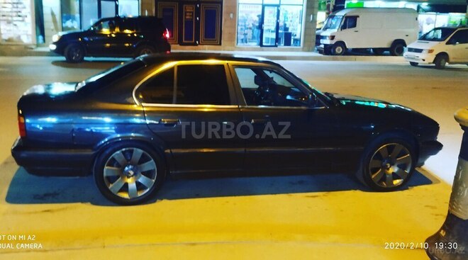 BMW 520 1991, 232,522 km - 2.0 l - Bakı
