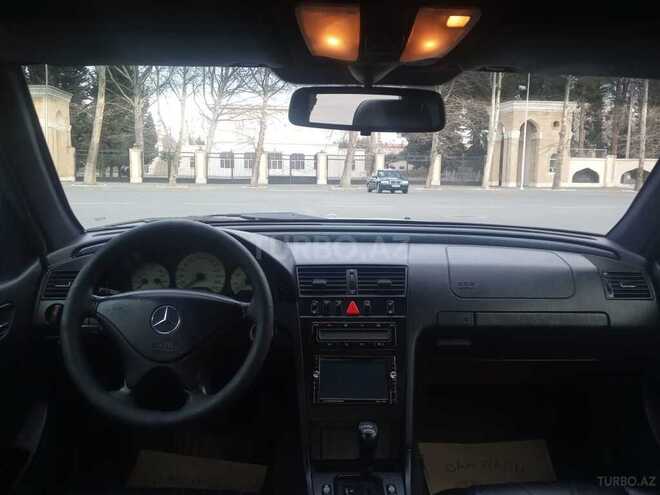 Mercedes C 240 2000, 226,000 km - 2.4 l - Mingəçevir