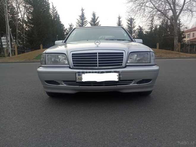 Mercedes C 240 2000, 226,000 km - 2.4 l - Mingəçevir