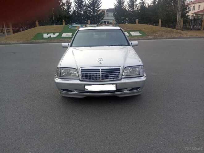 Mercedes C 240 2000, 226,000 km - 2.4 l - Mingəçevir