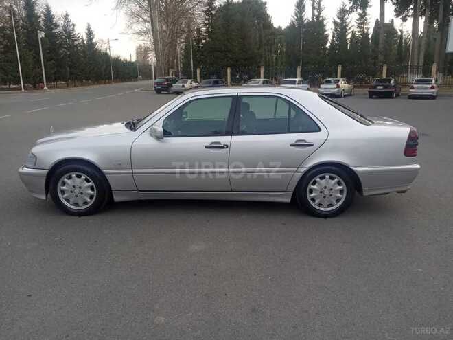Mercedes C 240 2000, 226,000 km - 2.4 l - Mingəçevir