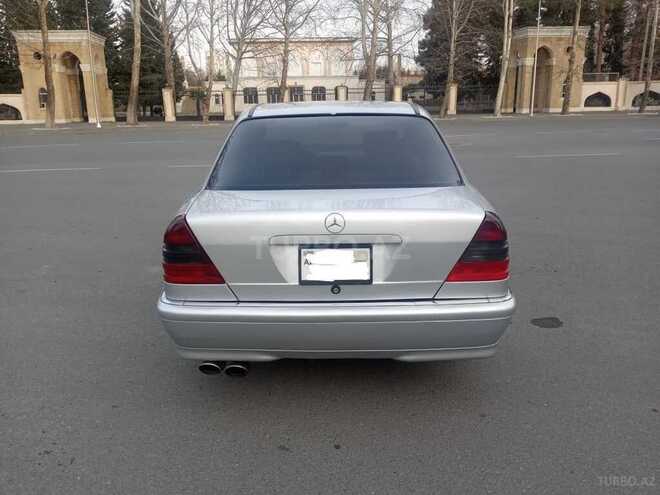 Mercedes C 240 2000, 226,000 km - 2.4 l - Mingəçevir