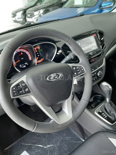 LADA (VAZ) Vesta SW Cross