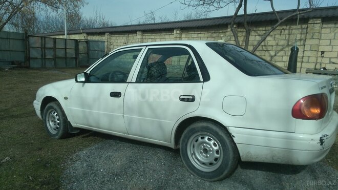 Toyota Corolla 1998, 314,000 km - 1.5 l - Qəbələ
