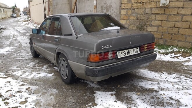 Mercedes 190 1989, 28,925 km - 2.0 l - Bakı