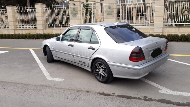 Mercedes C 220 1998, 204,124 km - 2.2 л - Sumqayıt