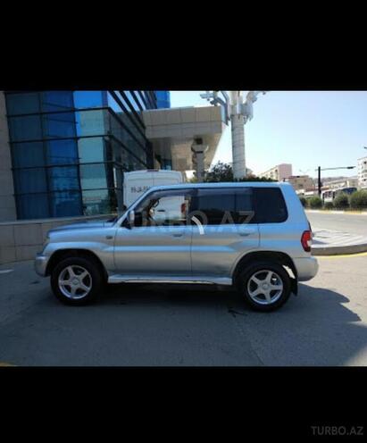 Mitsubishi Pajero io 2003, 263,000 km - 2.0 л - Sumqayıt