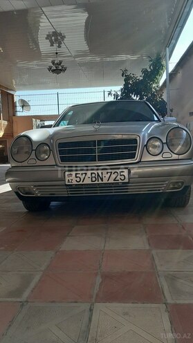 Mercedes E 240 1998, 210,000 km - 2.4 l - Şəmkir