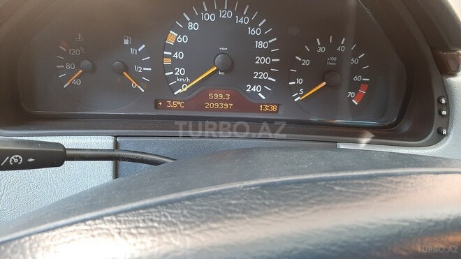 Mercedes E 240 1998, 210,000 km - 2.4 l - Şəmkir