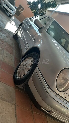Mercedes E 240 1998, 210,000 km - 2.4 l - Şəmkir