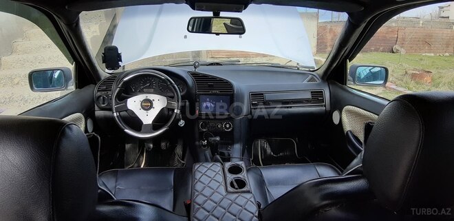 BMW 318 1991, 333,333 km - 1.9 l - Sumqayıt