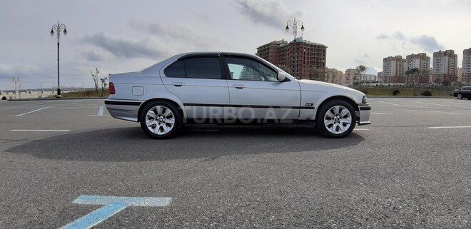 BMW 318 1991, 333,333 km - 1.9 l - Sumqayıt