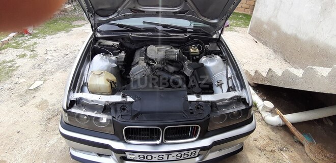 BMW 318 1991, 333,333 km - 1.9 l - Sumqayıt
