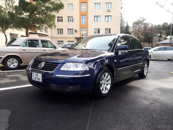 Volkswagen Passat 2003, 320,000 km - 1.8 l - Bakı