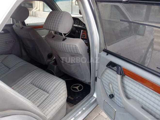 Mercedes E 230 1992, 396,000 km - 2.3 l - Sumqayıt