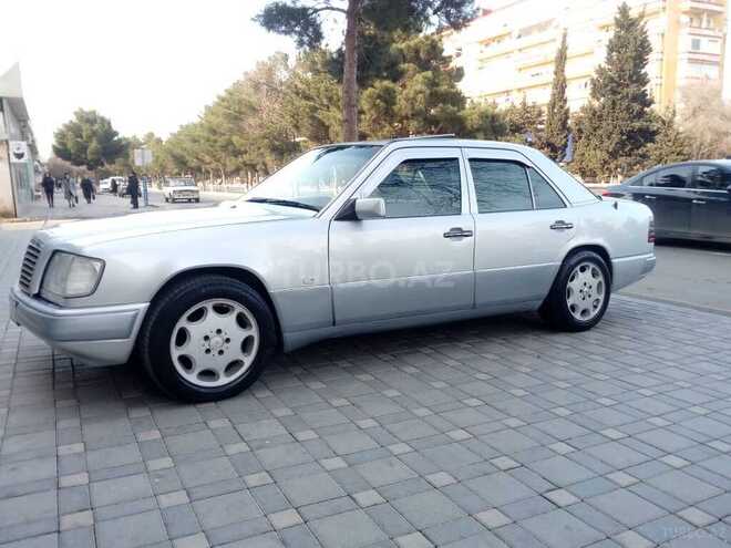 Mercedes E 230 1992, 396,000 km - 2.3 l - Sumqayıt