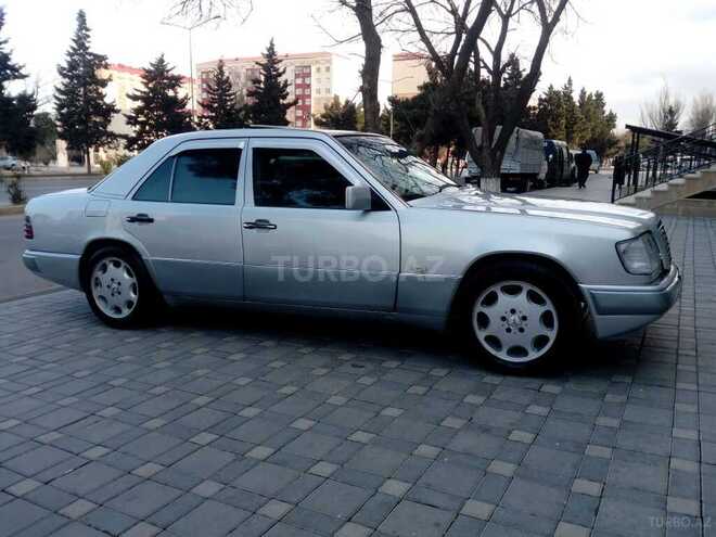 Mercedes E 230 1992, 396,000 km - 2.3 l - Sumqayıt