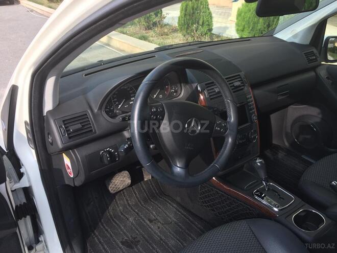 Mercedes A 180 2010, 97,000 km - 1.7 l - Bakı