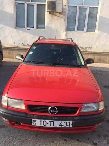 Opel Astra 1996, 290,000 km - 1.6 l - Sumqayıt